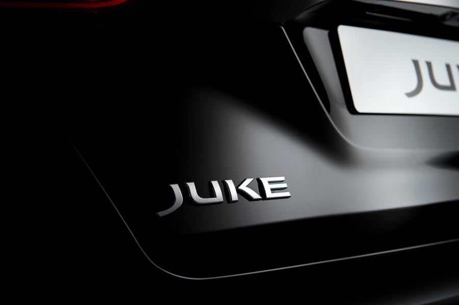 Логотип Nissan Juke N-Design 2019 года  (WW) (фото 9 из 15)